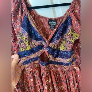 Printed Midi Dress. Size S.